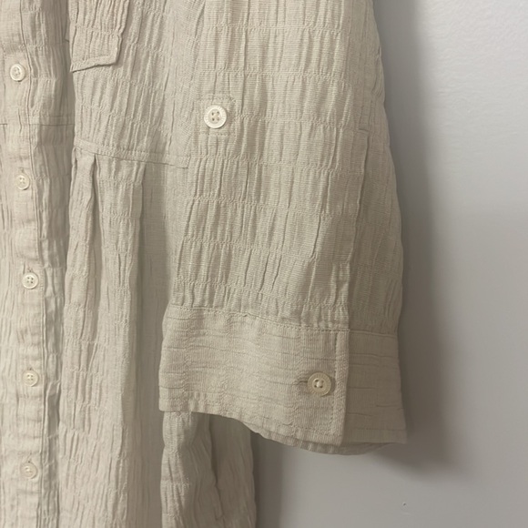 CJ Banks Women's Oatmeal/tan button down top/blouse, 1X, 3/4 sleeves, like new - Picture 5 of 7